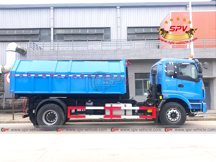 Hook Lift Garbage Truck FOTON - RS